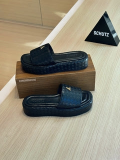 Schutz Plataforma Preta Couro S21869 0018 0003U