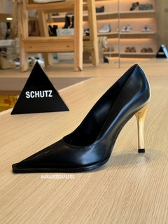 Schutz Scarpin Preto Salto Alto S22000 0005 0001U